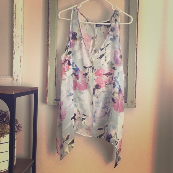 Women’s floral blouse - Picture 1 of 5